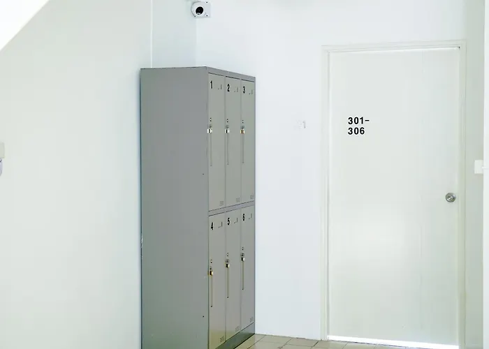旅馆 Piccolo Sukhumvit Hostel- Self Check-in After 6 Pm *