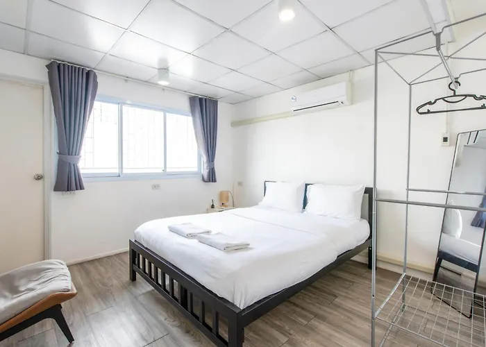 旅馆 Piccolo Sukhumvit Hostel- Self Check-in After 6 Pm