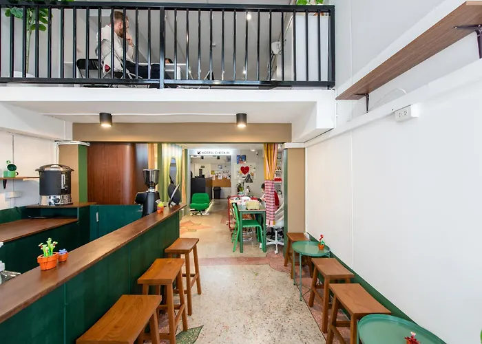 旅馆 Piccolo Sukhumvit Hostel- Self Check-in After 6 Pm 曼谷
