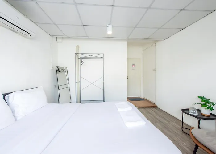 Piccolo Sukhumvit Hostel- Self Check-in After 6 Pm * 曼谷